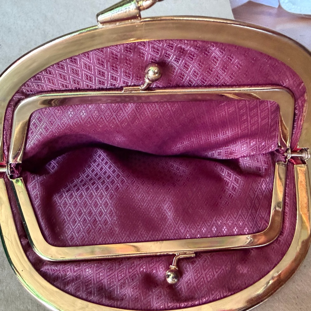 Ruby Red Vintage Skin Clutch/Wallet With Doubled Interior pin up retro vintage - Picture 7 of 7